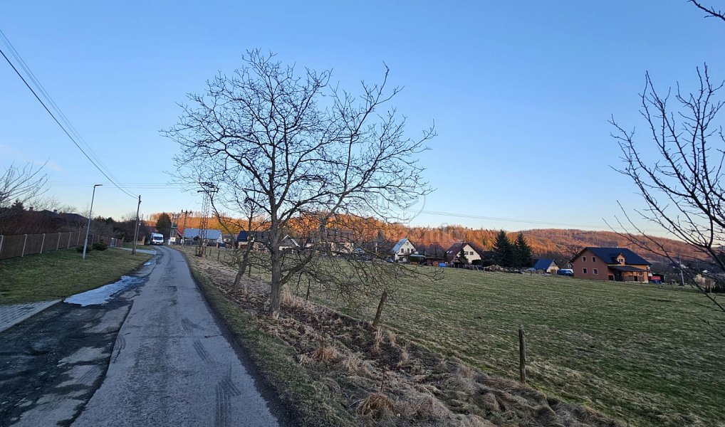 Prodej pole 2 113 m², Odry – náhled fotky 5