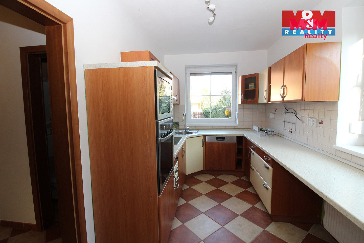 Pronájem domu 179 m² s pozemkem 495 m² — photo 3