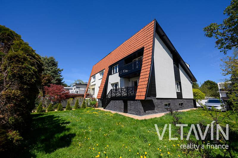 Prodej domu 232 m² s pozemkem 391 m²