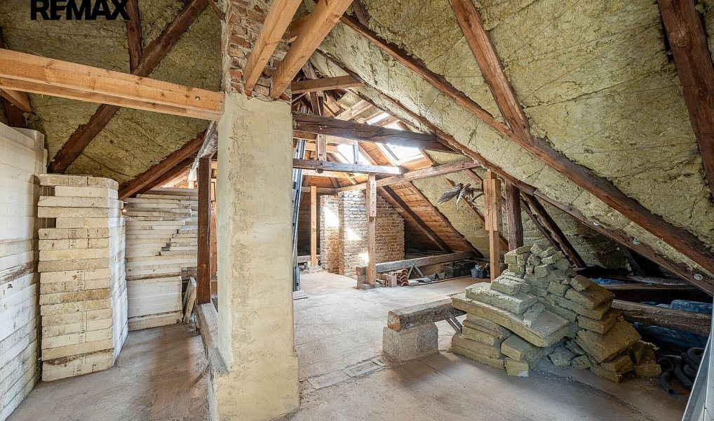 Prodej domu 550 m² s pozemkem 1 119 m², Volyně – náhled fotky 27