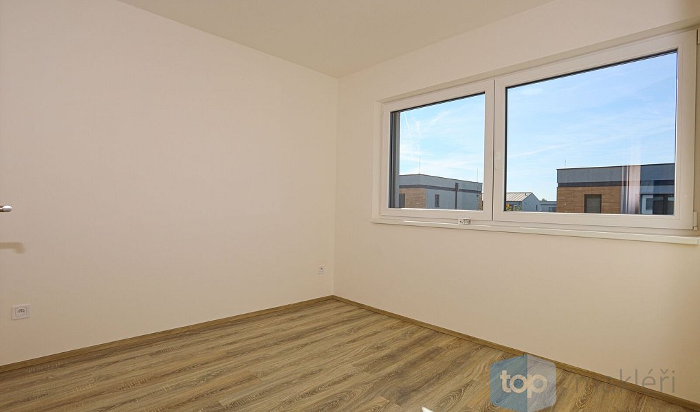 Pronájem domu 128 m² s pozemkem 432 m², Horoušany – náhled fotky 10