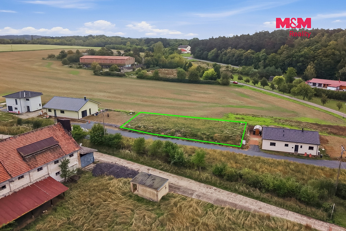 Prodej stavebního pozemku 732 m² – fotografie 4