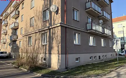 Prodej bytu 2+1 58 m², Průmyslová, Hradec Králové