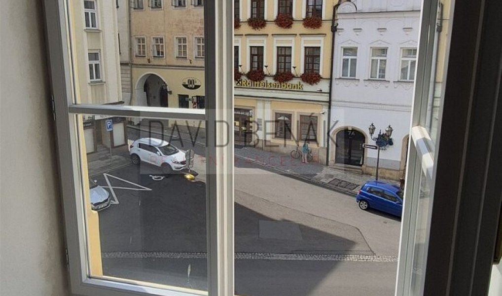 Pronájem kanceláře 15 m², Hradec Králové – náhled fotky 4