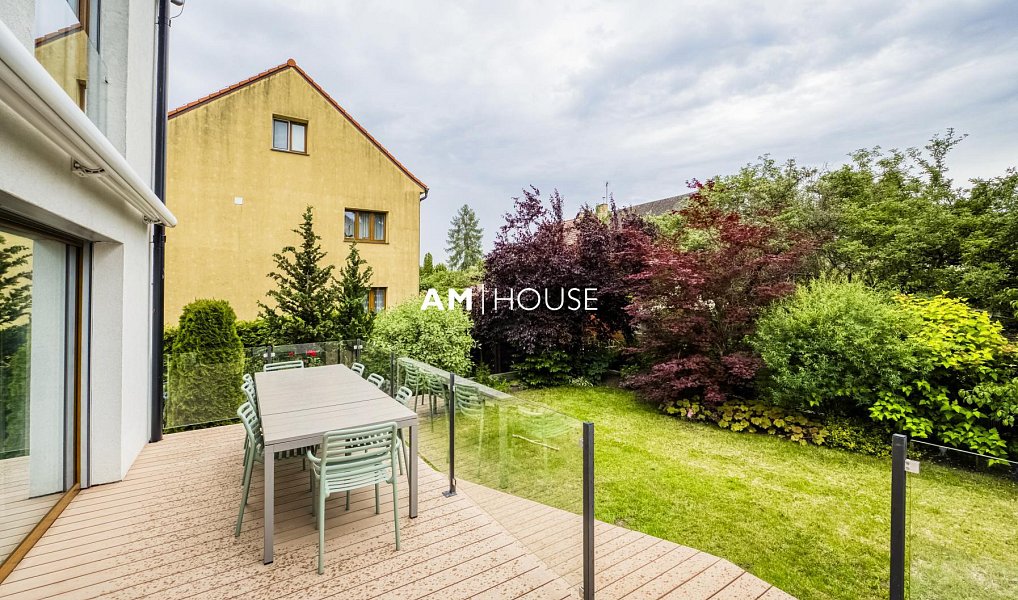 Pronájem domu 220 m² s pozemkem 270 m², Praha – náhled fotky 21