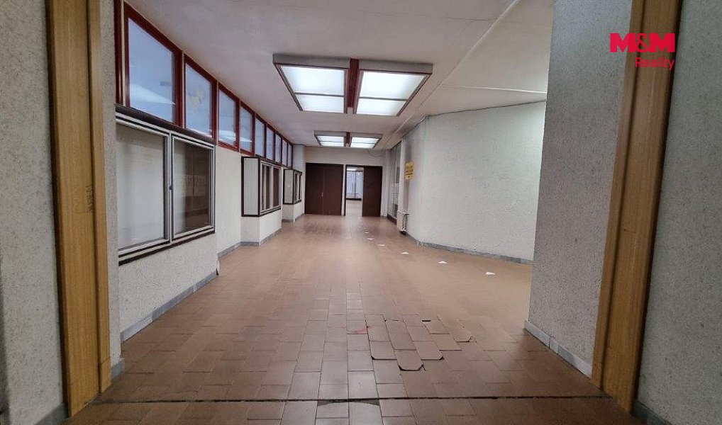 Pronájem obchodních prostor 270 m², Orlová – náhled fotky 2