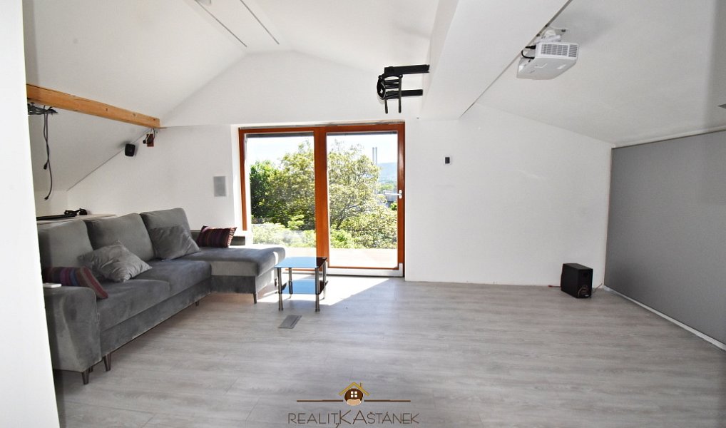 Prodej domu 249 m² s pozemkem 627 m², Liberec – náhled fotky 4
