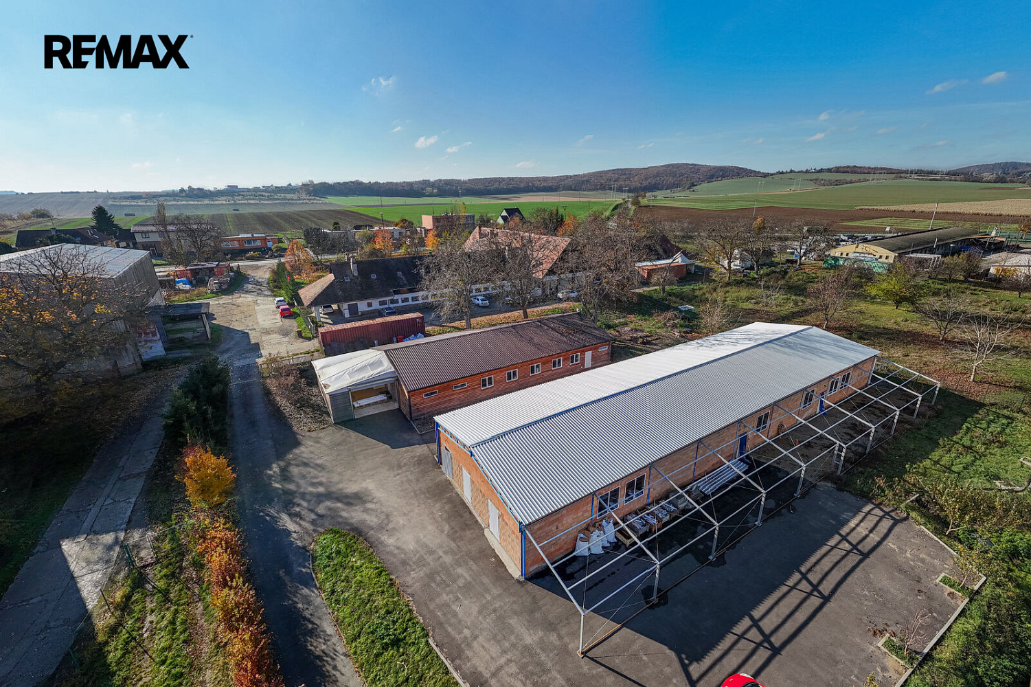 Pronájem výrobních prostor 242 m²