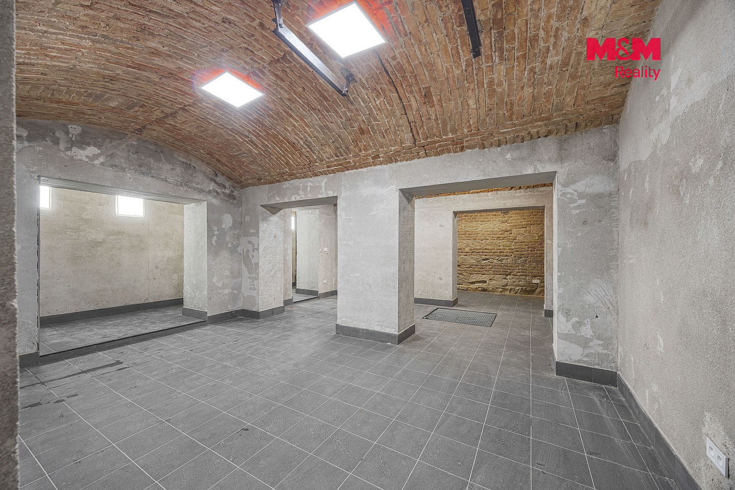 Pronájem komerčního objektu (jiného typu) 100 m² – fotografie 5