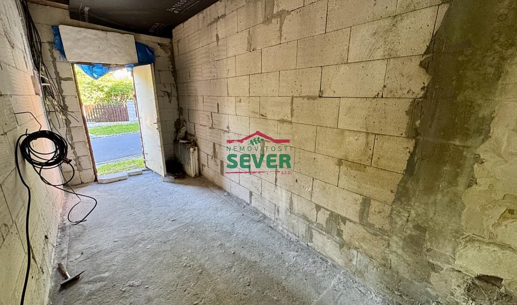 Prodej domu 150 m² s pozemkem 338 m², Loket – náhled fotky 19