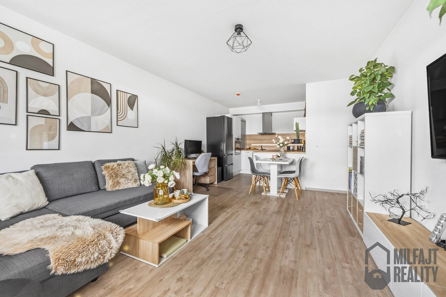 Prodej bytu 3+kk 81 m² — photo 2