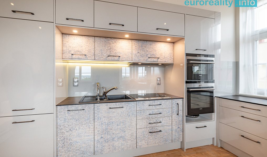 Prodej bytu 4+kk 117 m², Mariánské Lázně – náhled fotky 6