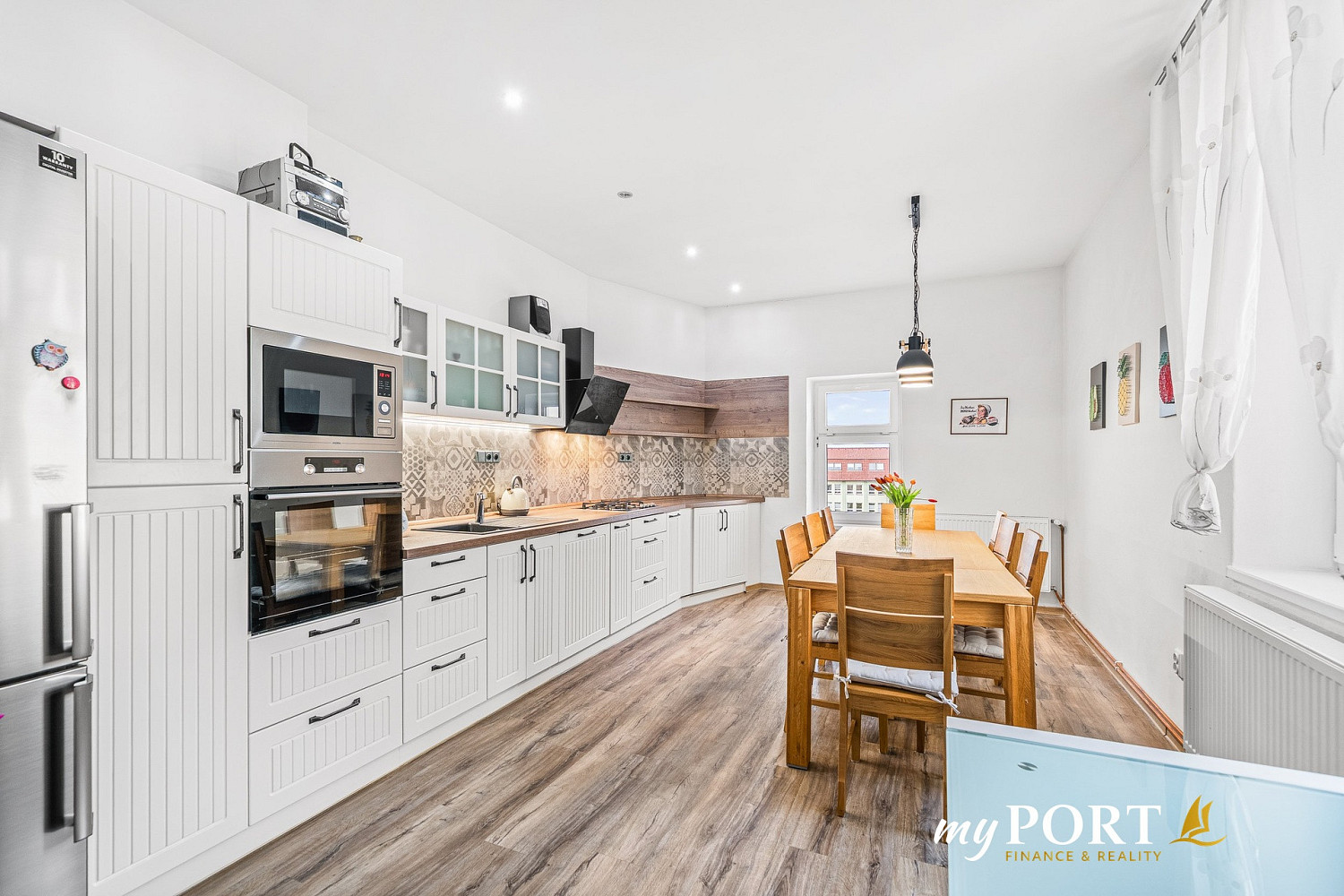 Pronájem bytu 3+1 132 m²