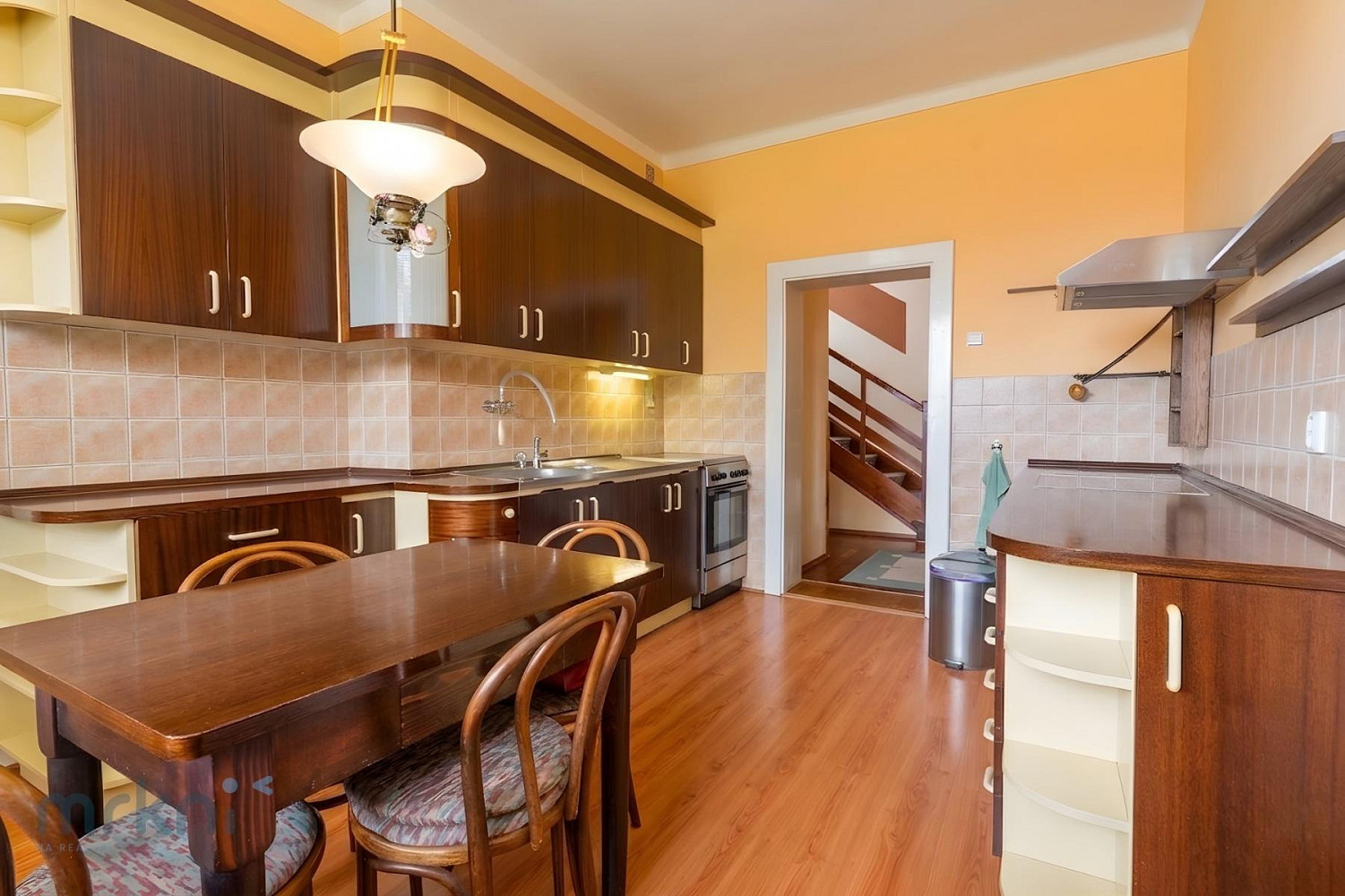 Prodej domu 216 m² s pozemkem 798 m² – pohled 5