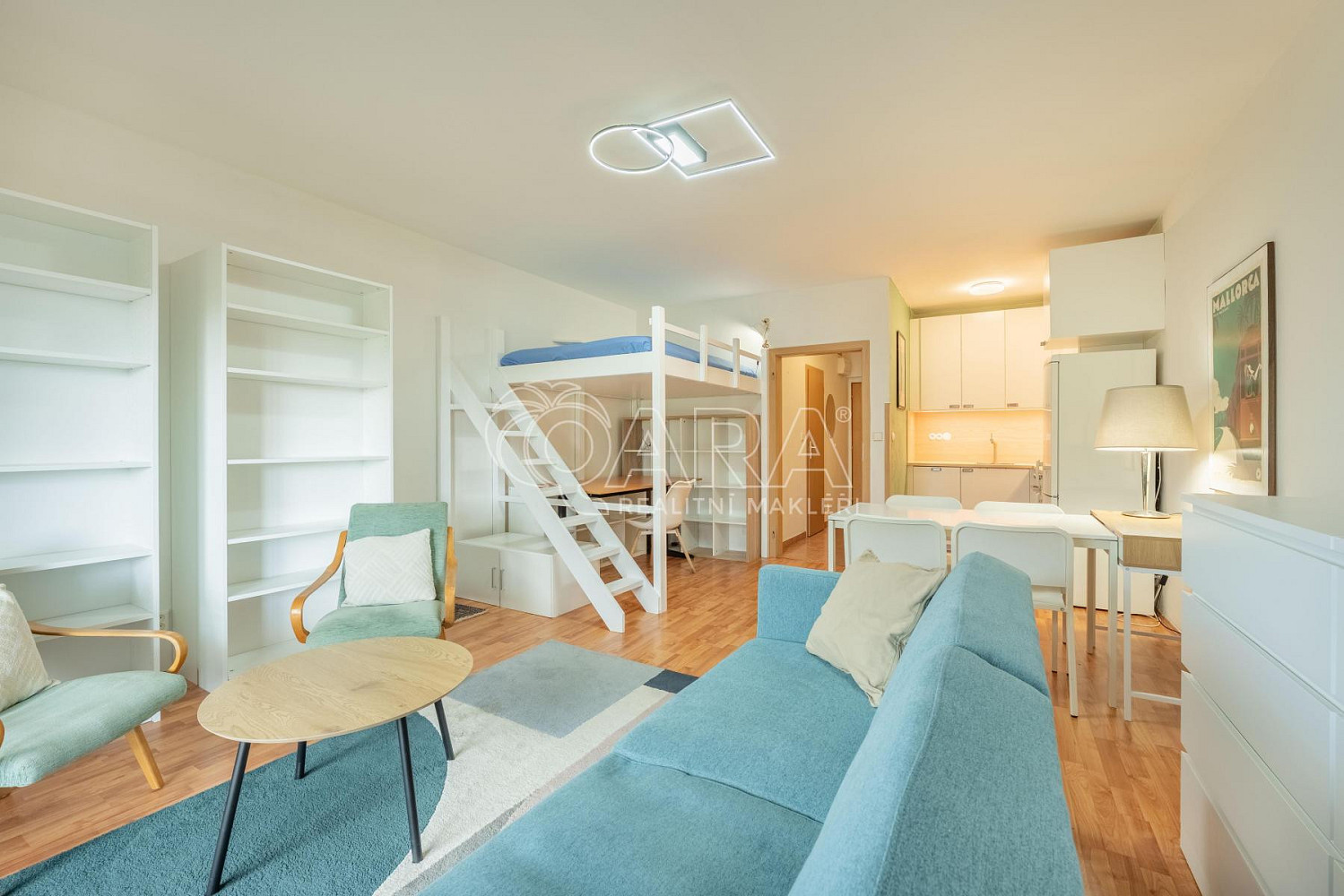 Pronájem bytu 1+kk 38 m² – fotografie 5