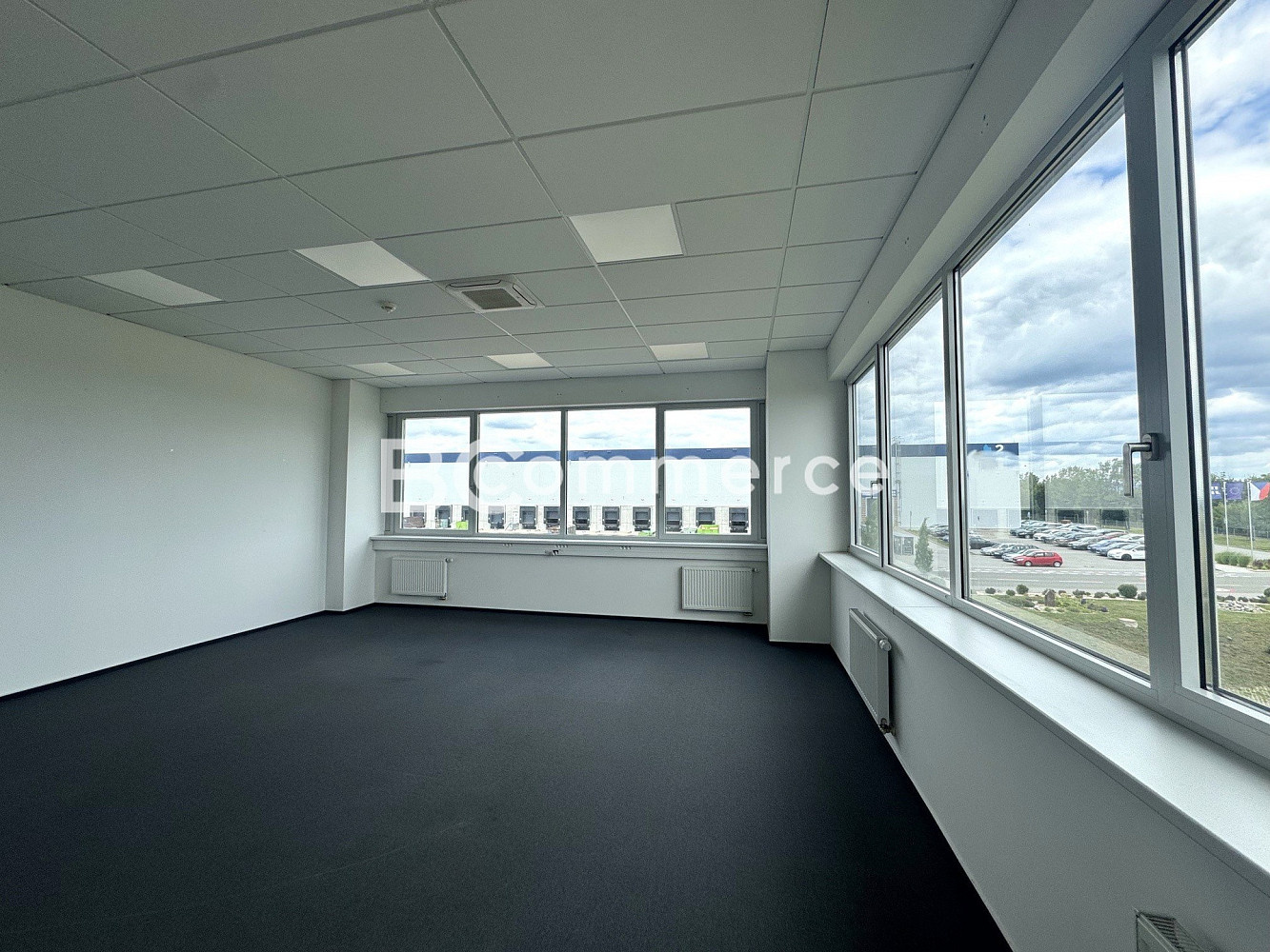 Pronájem kanceláře 600 m² — photo 5