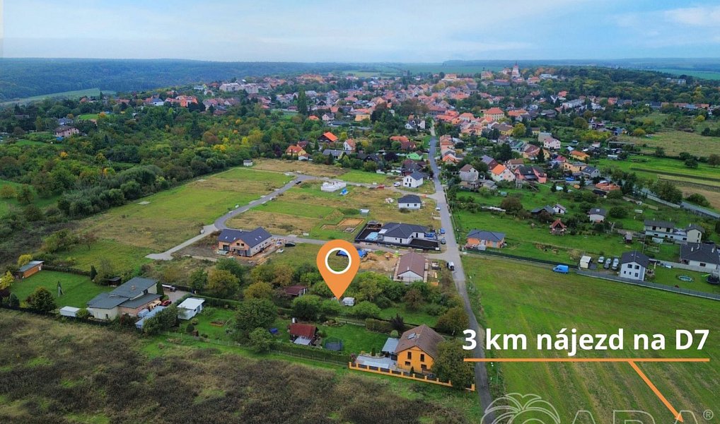 Prodej stavebního pozemku 2 050 m², Smečno – náhled fotky 5
