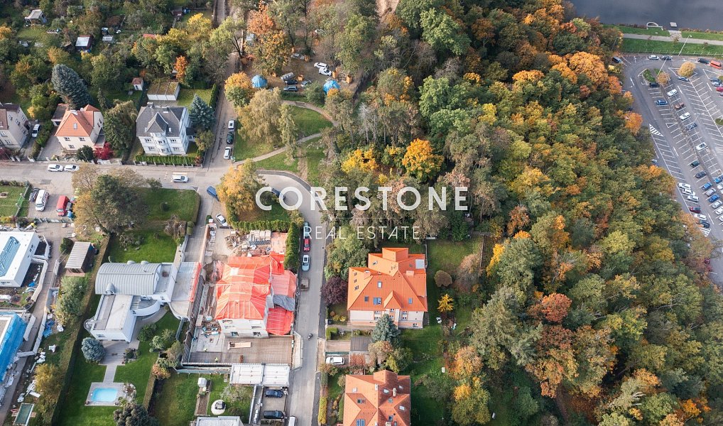 Prodej stavebního pozemku 1 429 m², Praha – náhled fotky 6