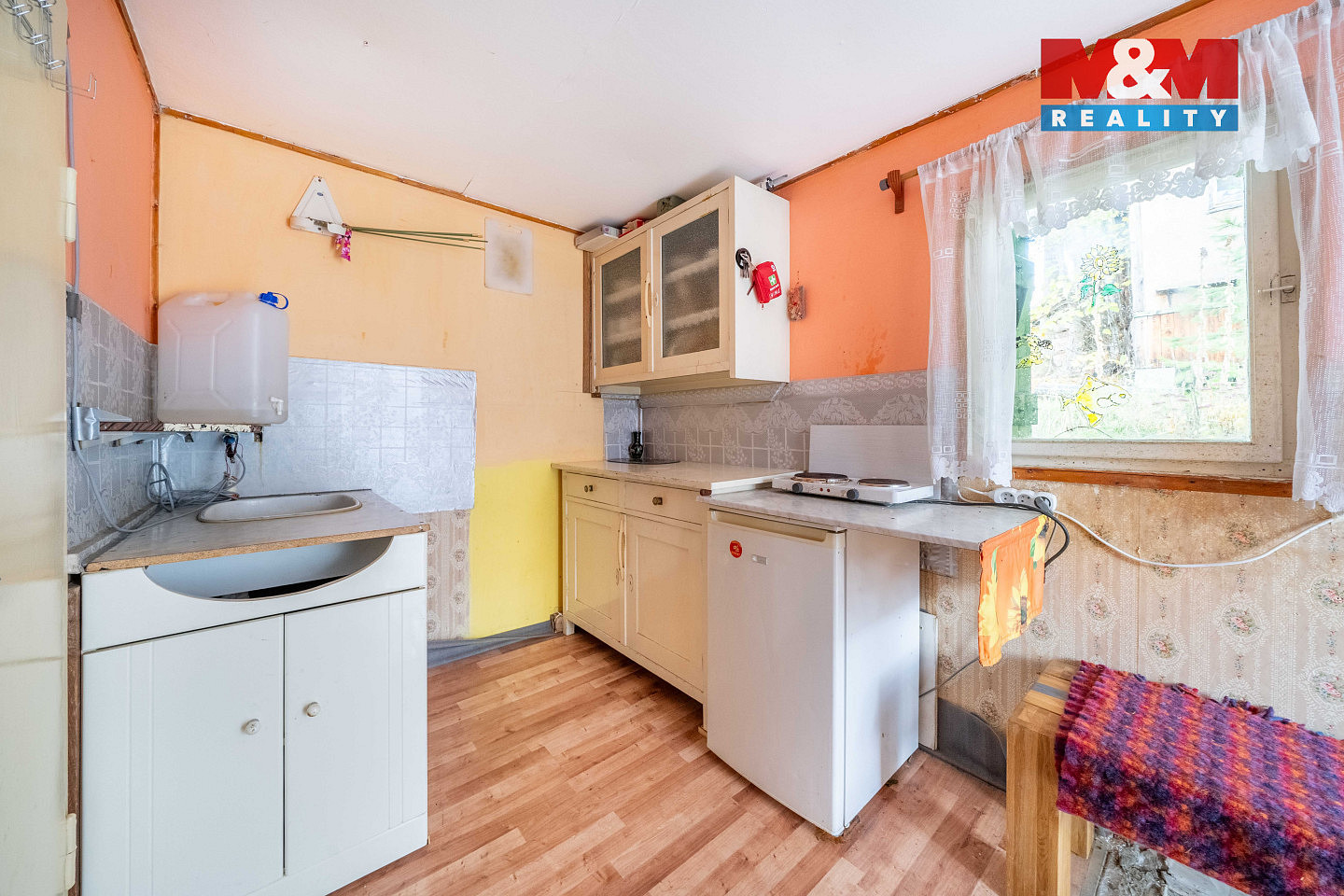 Prodej chaty/chalupy 30 m² s pozemkem 380 m² – fotografie 2