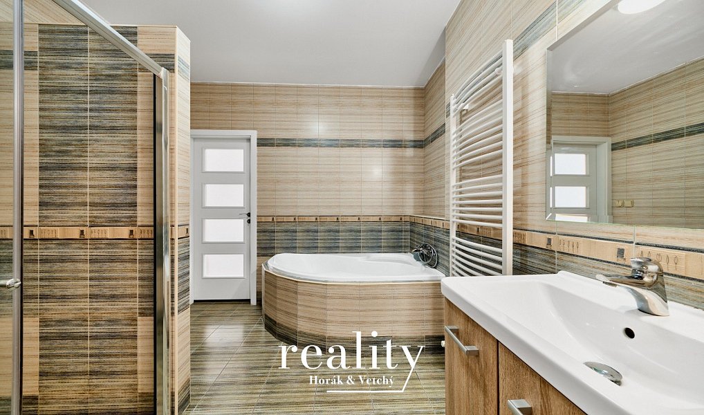 Prodej bytu 4+1 142 m², Znojmo – náhled fotky 8