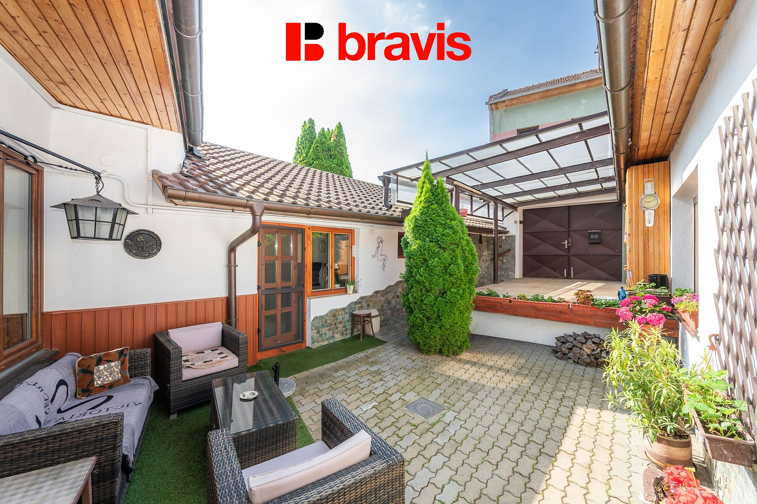 Prodej domu 140 m² s pozemkem 224 m² — photo 2