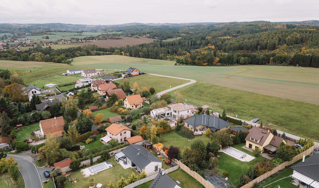 Prodej domu 200 m² s pozemkem 1 444 m², Ondřejov – náhled fotky 30