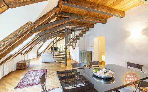 Pronájem bytu 4+1 221 m², Vlašská, Praha 1 - Malá Strana
