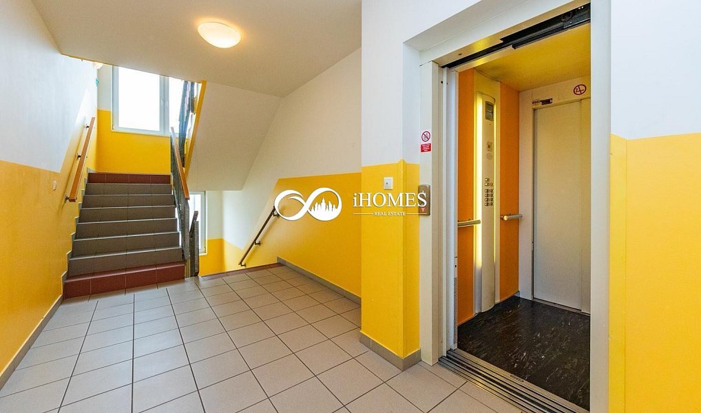 Prodej bytu 2+kk 53 m², Praha – náhled fotky 14