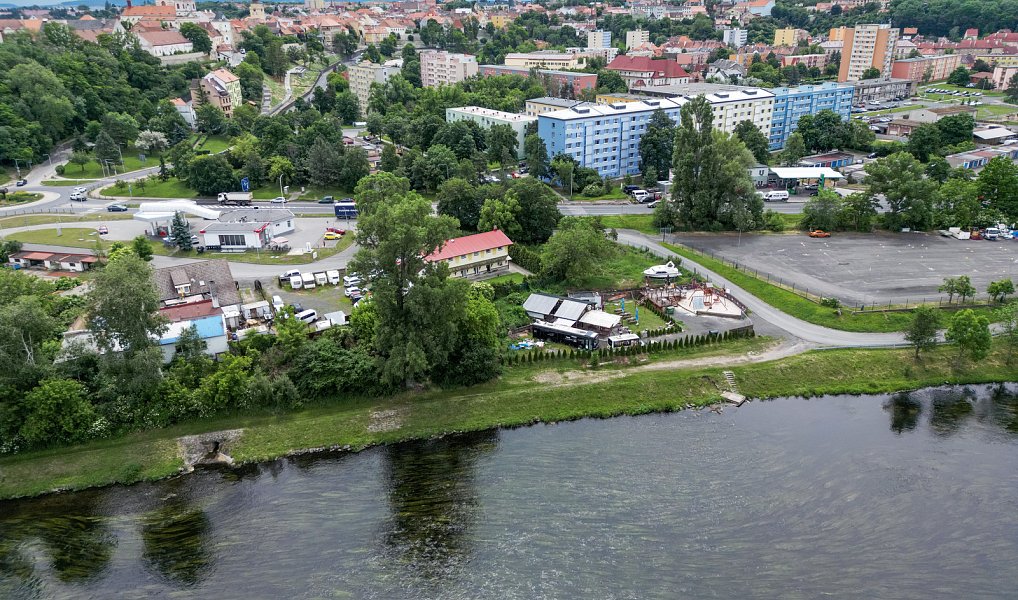 Prodej komerčního objektu (jiného typu) 106 m², Žatec – náhled fotky 10