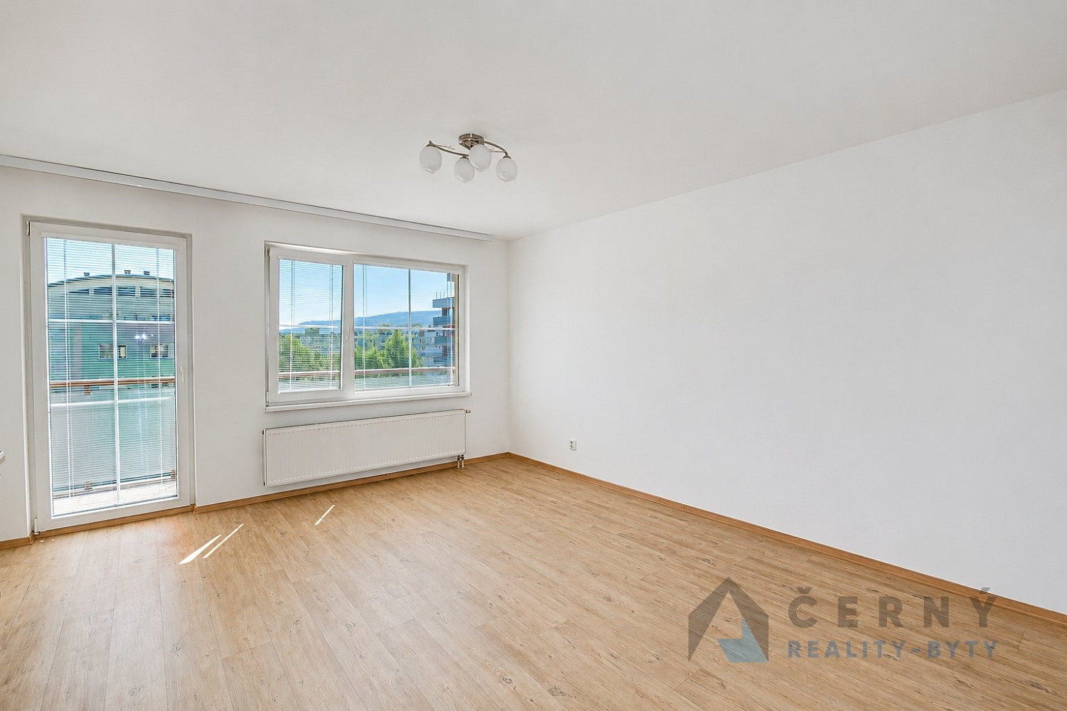 Pronájem bytu 2+kk 53 m² — photo 3