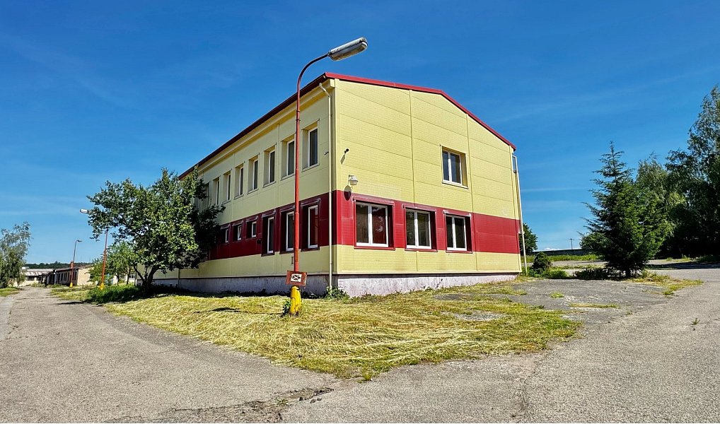 Prodej výrobních prostor 1 400 m², Litomyšl – náhled fotky 17