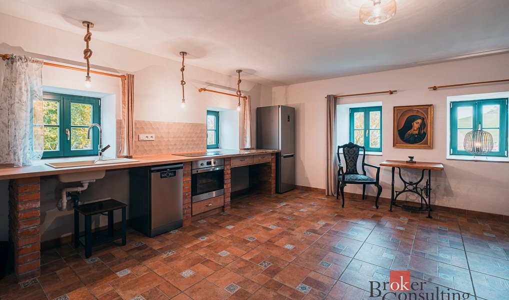 Prodej domu 70 m² s pozemkem 1 988 m², Dražovice – náhled fotky 2