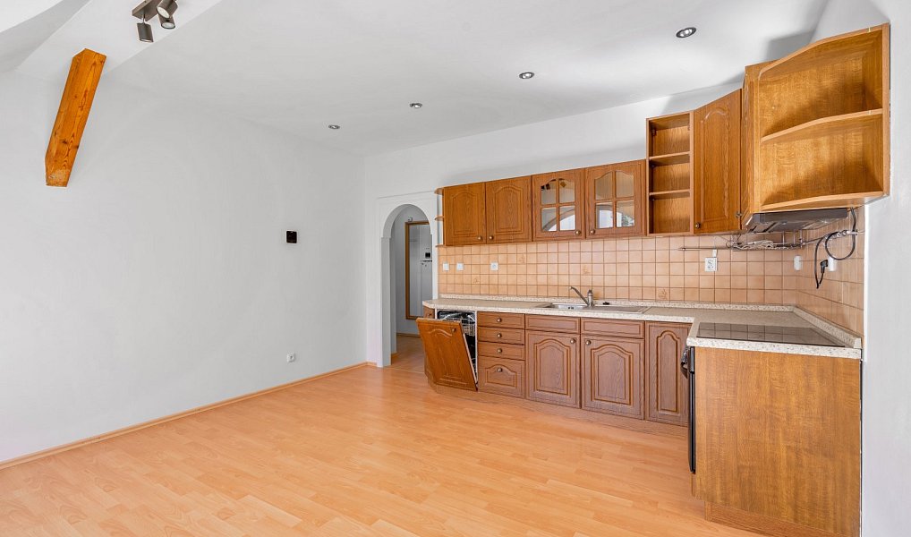 Prodej bytu 2+kk 82 m², Trutnov – náhled fotky 2