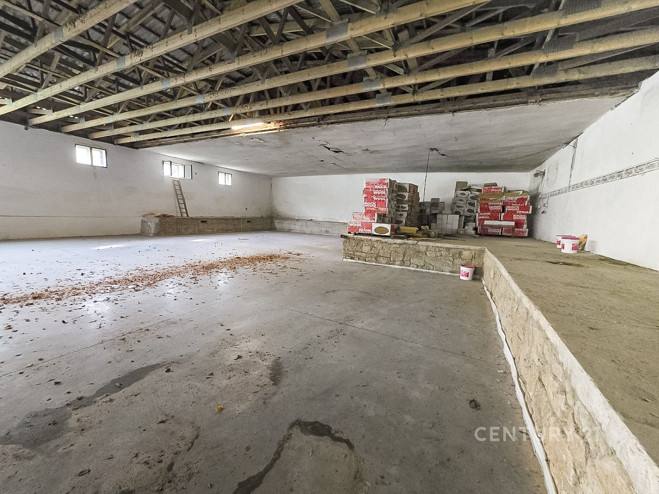 Pronájem skladovacích prostor 1 400 m² – fotografie 3