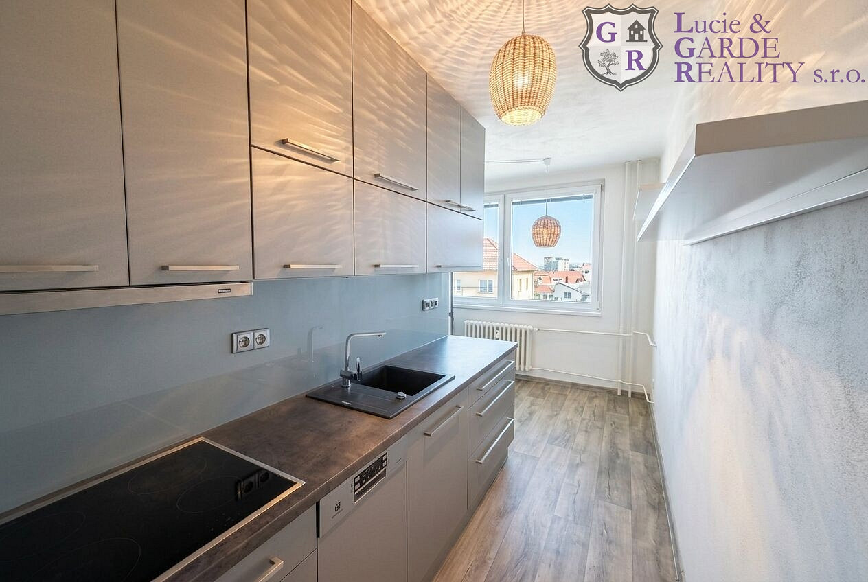 Pronájem bytu 2+1 58 m²