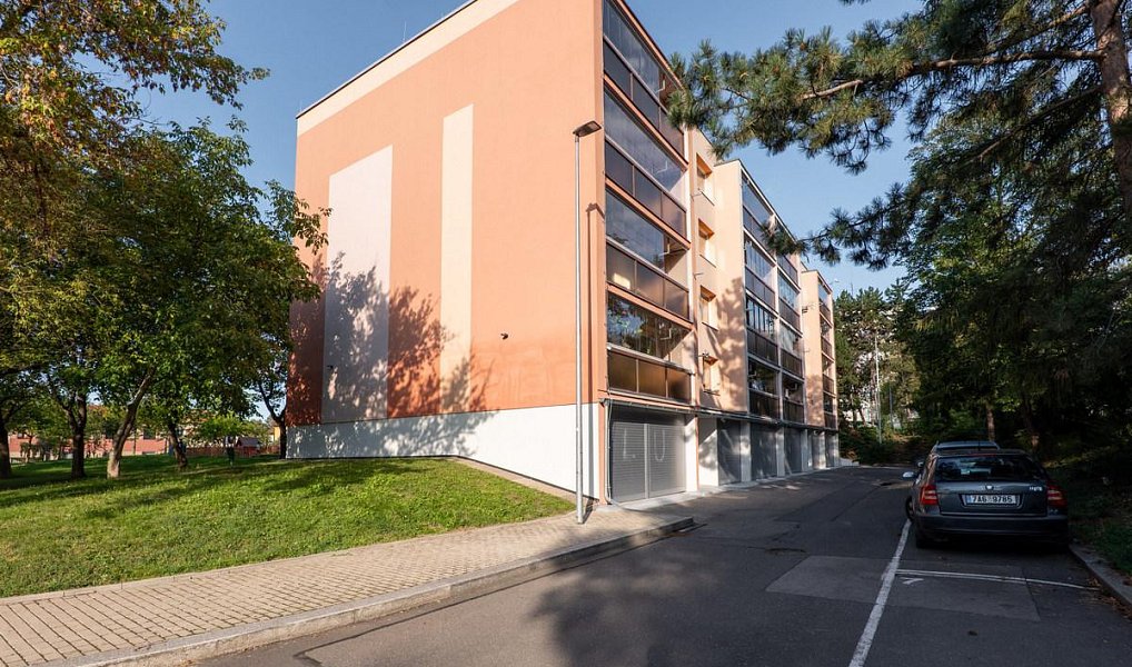 Prodej bytu 4+kk 103 m², Praha – náhled fotky 20
