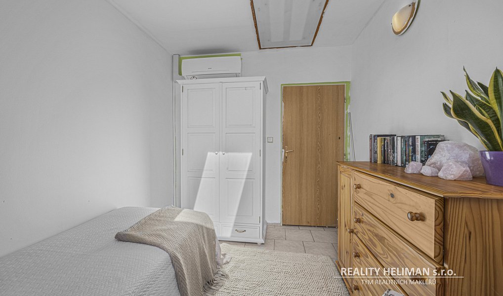 Prodej domu 393 m² s pozemkem 775 m², Líbeznice – náhled fotky 37