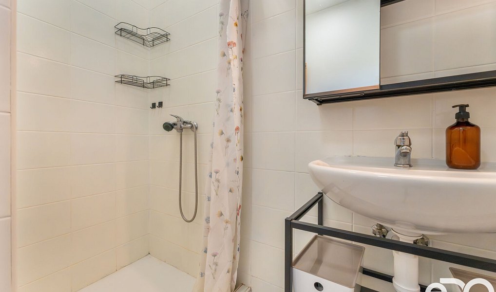 Prodej bytu 2+1 53 m², Krupá – náhled fotky 10