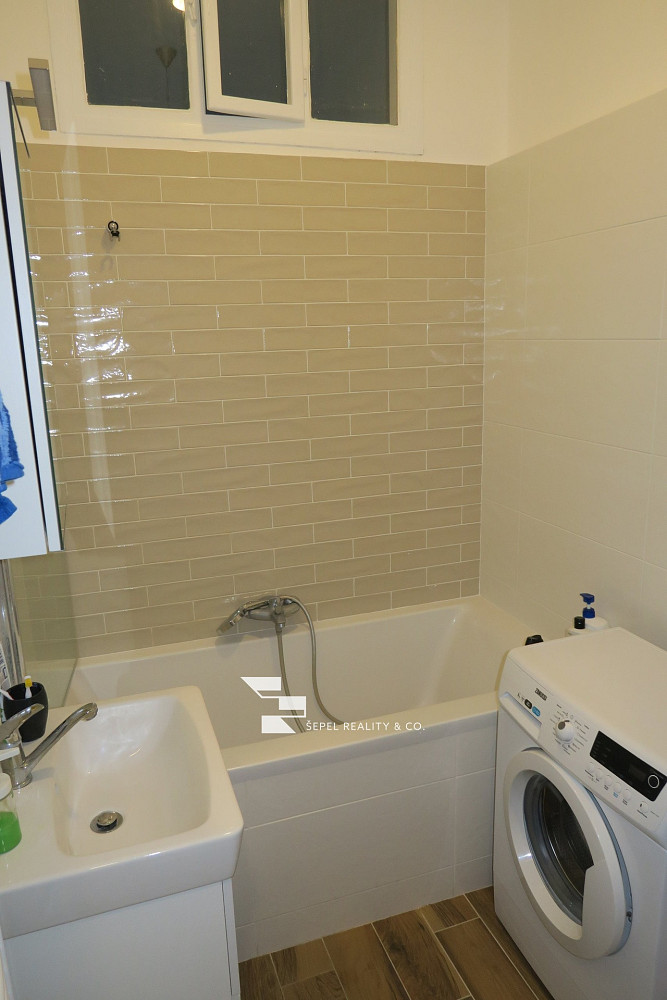 Pronájem bytu 2+1 55 m² — photo 3