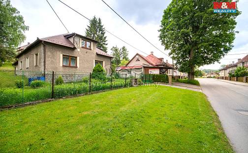 Prodej domu 120 m² s pozemkem 1 400 m², Komenského, Svratka, okres Žďár nad Sázavou