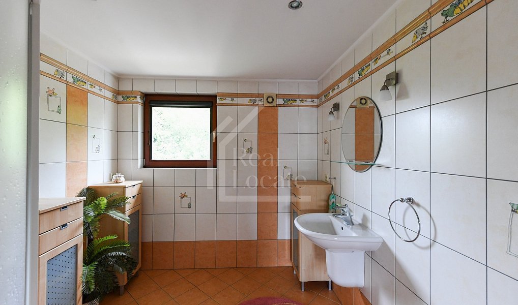 Pronájem domu 310 m² s pozemkem 814 m², Praha – náhled fotky 12
