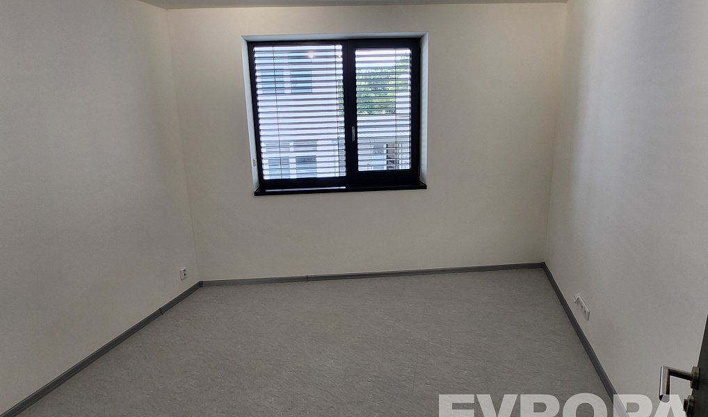 Pronájem bytu 2+1 55 m², Havlíčkův Brod – náhled fotky 2