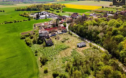 Prodej stavebního pozemku 8 827 m², Liběšice - Dobříčany, okres Louny
