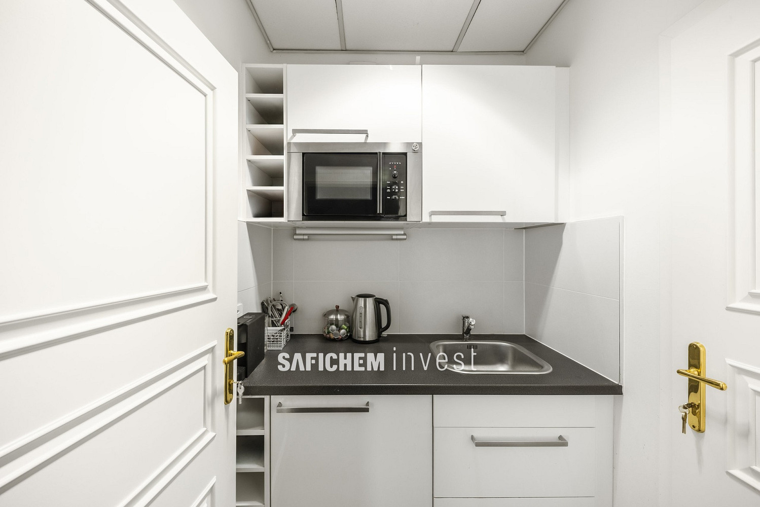 Pronájem kanceláře 170 m² – fotografie 3