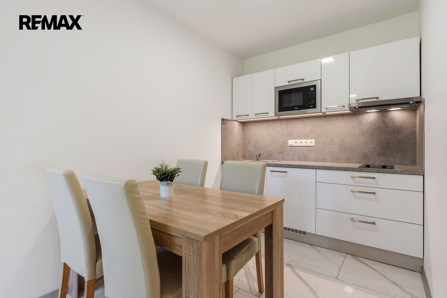Prodej bytu 1+kk 36 m² – fotografie 5