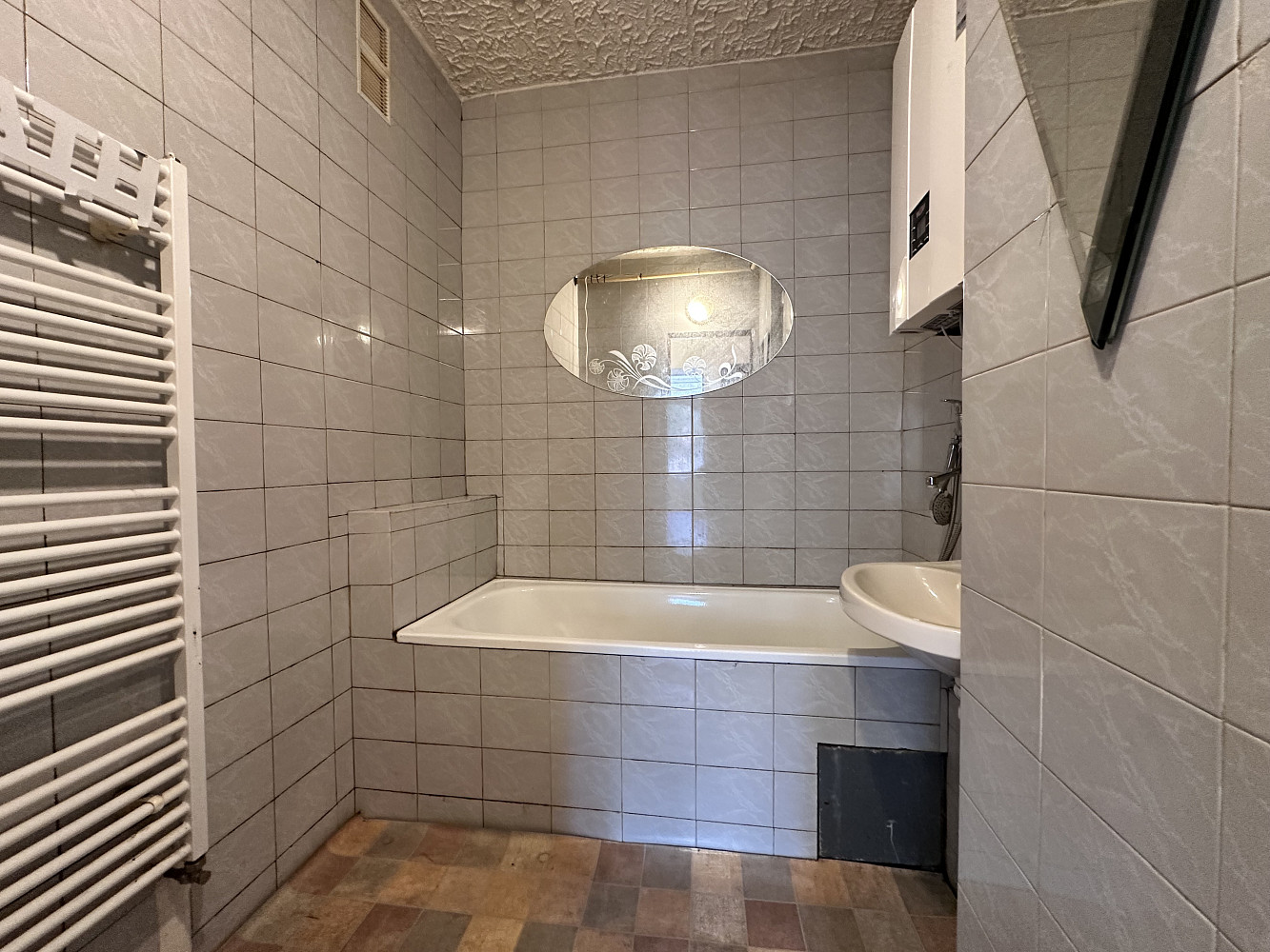 Pronájem bytu 2+1 60 m² – fotografie 4
