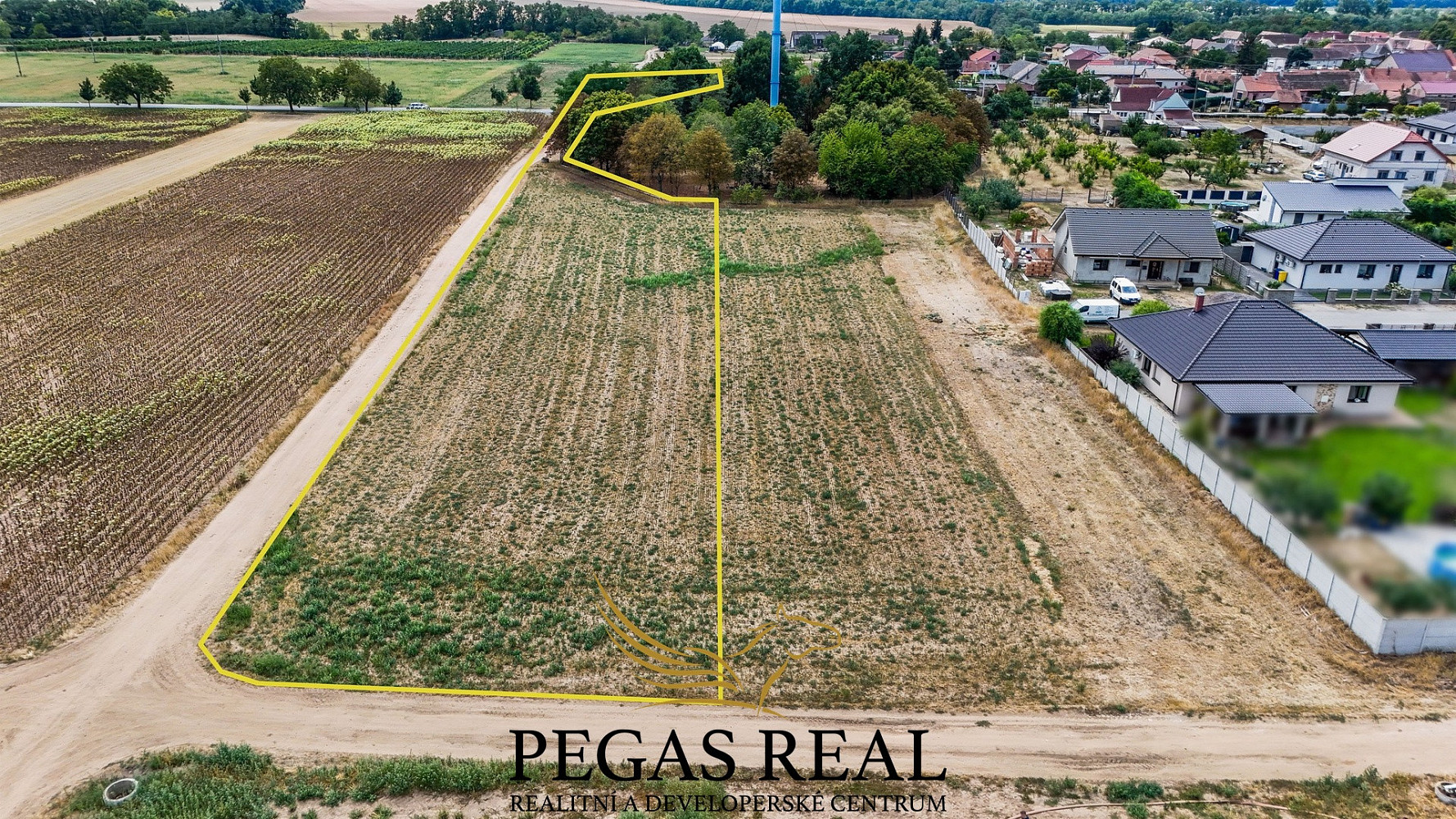 Prodej stavebního pozemku 3 390 m²