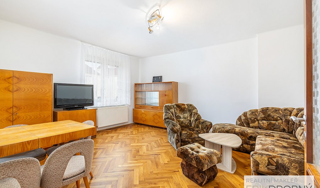 Pronájem bytu 2+1 58 m², Pardubice – náhled fotky 3