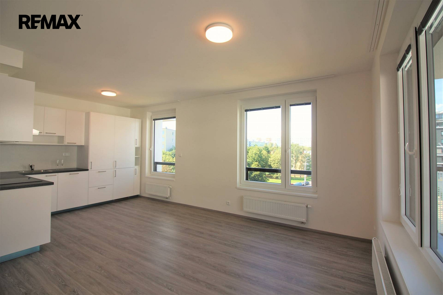 Pronájem bytu 2+kk 56 m² — photo 4