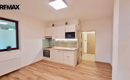 Pronájem bytu 2+kk 39 m²